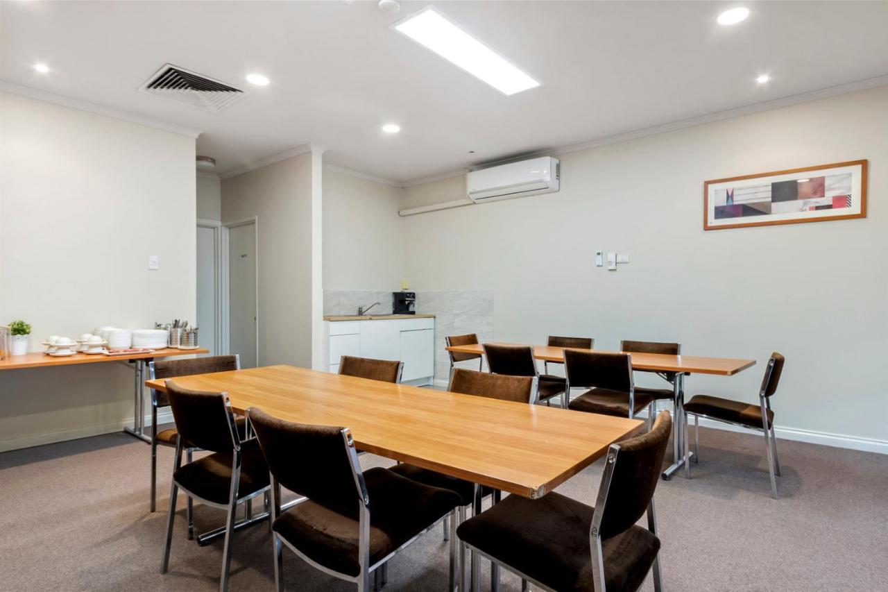 Knox International Hotel And Apartments Wantirna Extérieur photo