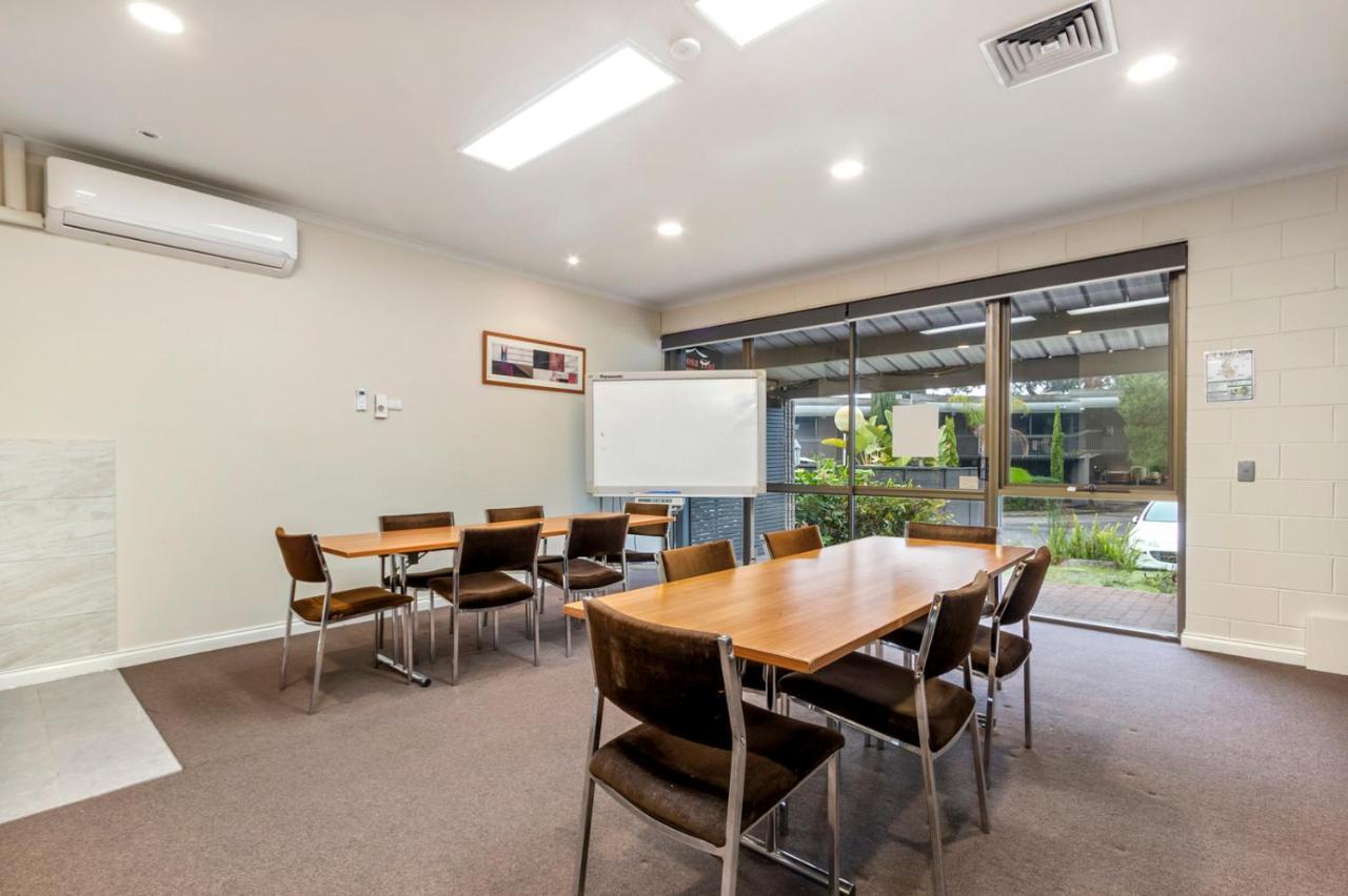 Knox International Hotel And Apartments Wantirna Extérieur photo